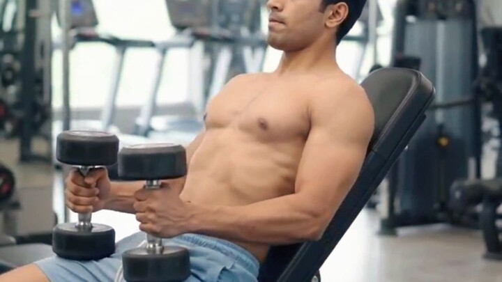 Incline Dumbbell Press में चेस्ट के बजाय शोल्डर्स थक जाते हैं?