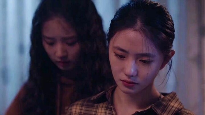 When taking kids out, you must pay attention! Grandma's unintentional act caused irreparable harm to