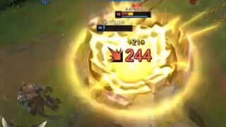 แม้แต่โคมหมุนของราชามังกรยังเล่น