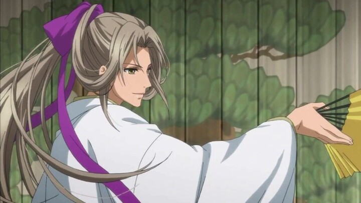 "Long-haired, military-uniformed, perverted, heterochromic, gentle, aloof, handsome, all handsome gu