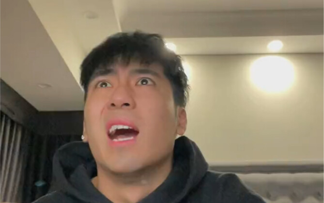 Làm sao cô ấy có thể ghi chép tốt như vậy?