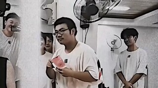 这下子明白了什么叫“天才只是见我的门槛”