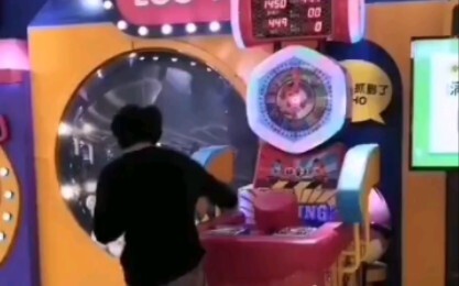 好硬的拳击机  怎么打都上不了450分