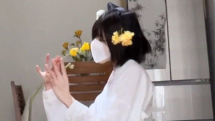 ดอกมะลิฤดูหนาวเป็นสื่อนำพาของฤดูใบไม้ผลิ