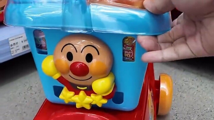 Go shopping at Guangzhou Toy Warehouse, with more than 3,000 toys for all ages