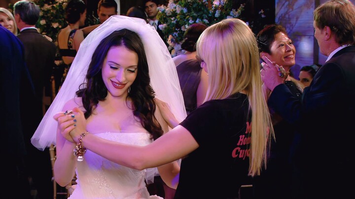 “Hy vọng một ngày nào đó, tôi cũng sẽ yêu chính con người mà bạn rất thích ở tôi” — “Two Broke Girls
