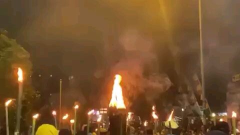 malam lailatul qadar dengan obor