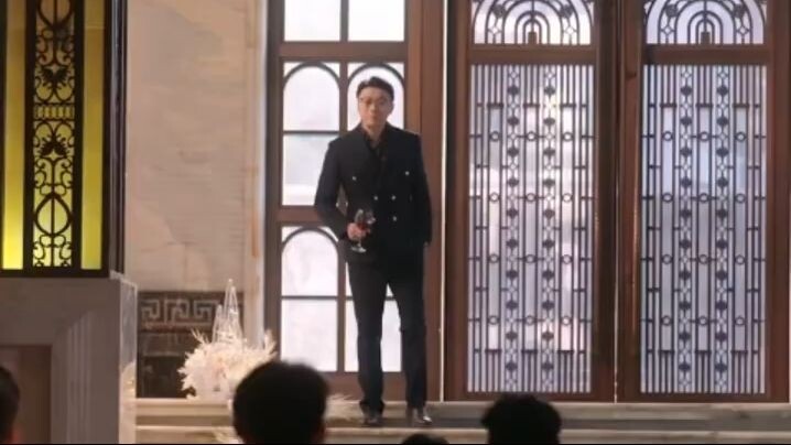 Dong Yi & Wu Xinman - The docile rebel & the birdcage《温驯的反骨&雀笼》Eng Sub