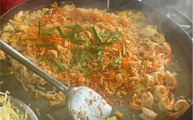 Thai Street Food - Thai Pad Thai