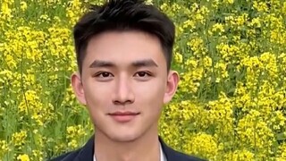 Sebelum dan sesudah edit foto, tag teman-teman kalian yang lagi pacaran online untuk lihat!