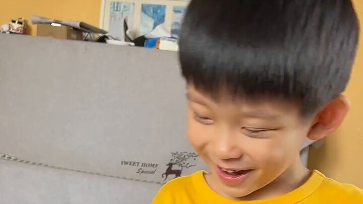 Do you want to miss this version of "Canglan Jue" by my son? Bring your baby to challenge cos [Dongf