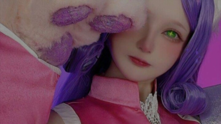 cosplayer manis