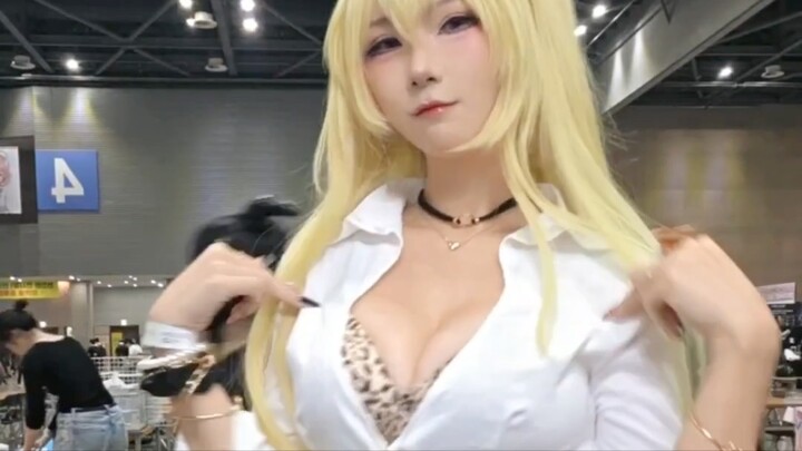 Pilih susu kanan atau kiri yg mau kamu dised0t😋?