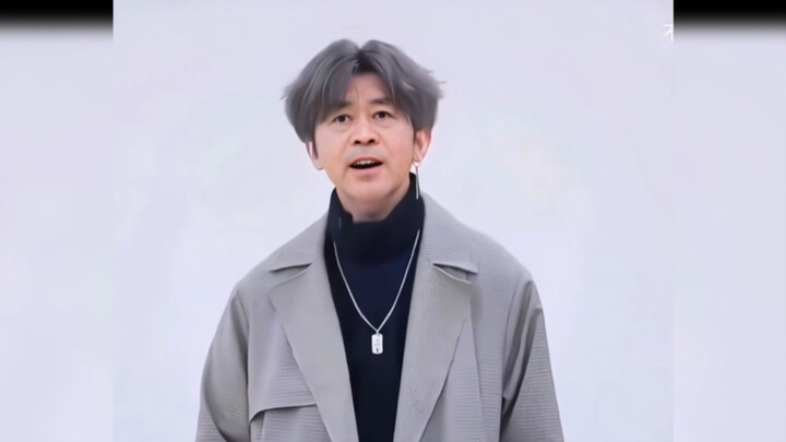 69岁，会唱，会跳，会演戏，