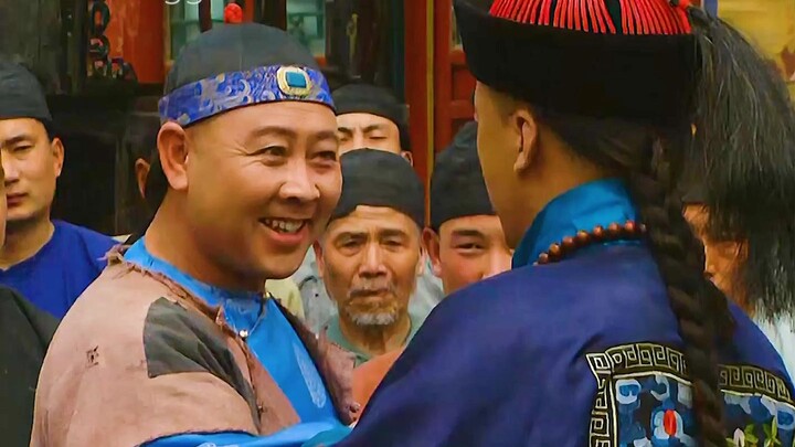 Putra Kaisar menjual barang-barangnya di tepi jalan, sementara Tian Wenjing hanya bisa marah dalam h