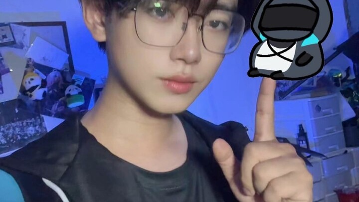 คุณรู้ได้ยังไงว่าฉันเล่น Love and Ark?