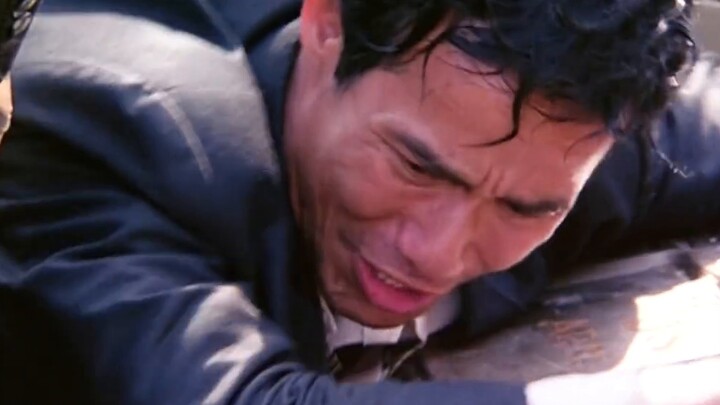 “Dalam menghadapi kepentingan, perasaan tidak layak untuk disebutkan.”