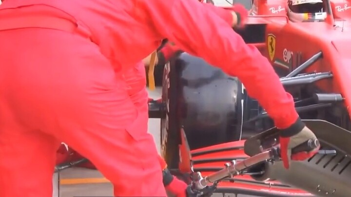 Xiangzi changed the tire of Su Shi, but it took 13.1 seconds