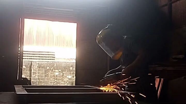 Grinding Metal