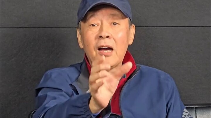 Chen Qingquan belajar bahasa asing dan bermain bersama aktris Ukraina, tetapi dia masih merasa tidak