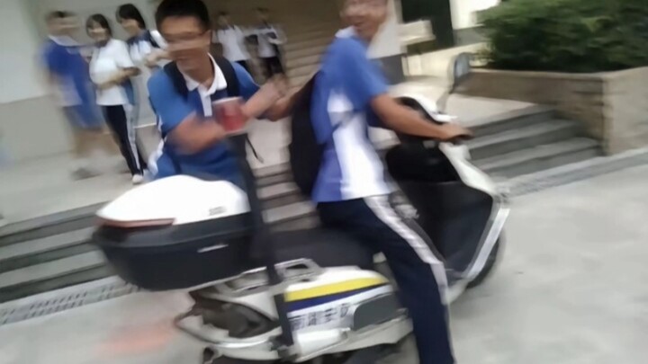 Keberanian adalah himne umat manusia