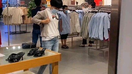 มองครั้งแรกก็เห็นเลยไหม?