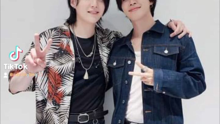 yoongi with his hyungs