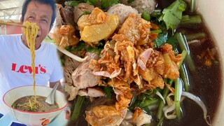 ก๋วยเตี๋ยวเนื้อน้ำตกเนื้อเปื่อย