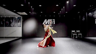 Mountain Ghost, an original classical dance.