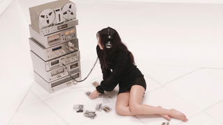 Elegant! When Chanel plays musical chairs...