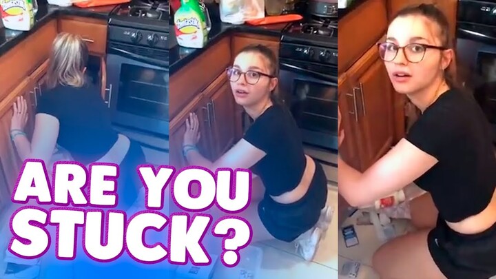 TRY NOT TO LAUGH 10 MINUTES! # 43 😎😊🤣