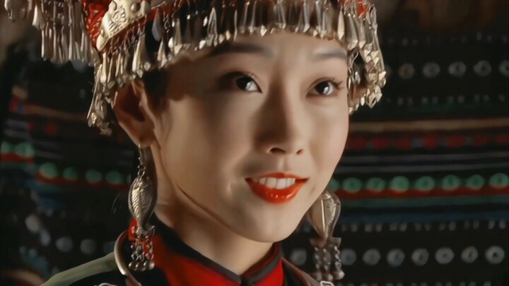 The Miao King’s youngest daughter has just learned how to cast a curse.