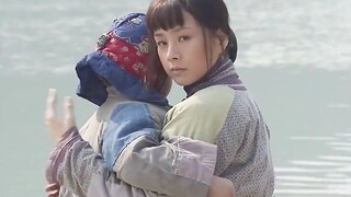 《为奴隶的母亲》丈夫将妻子典给富人生孩子