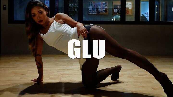 Usher - GLU  编舞