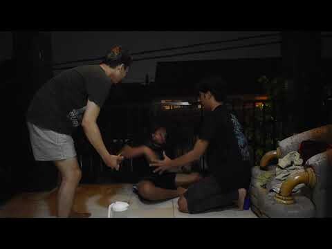 (DUA GABUT) "KESURUPAN"
