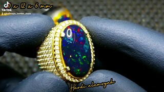 batu permata black opal banten