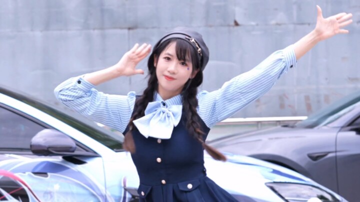 【Big Lizard】Dances “Tongpin Melody!” in front of Zhejiang University’s cafeteria