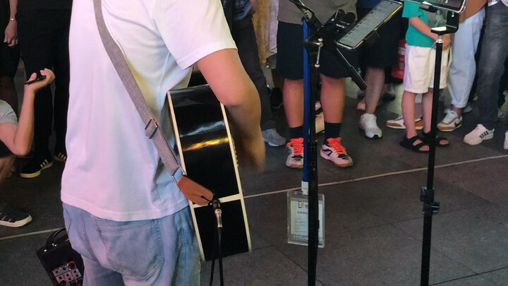 สิ่งที่ทำไม่ได้เรียกว่าความฝัน ส่วนสิ่งที่กลับไปไม่ได้ก็คือ “บ้านเกิด” เสมอ