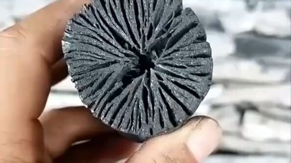 An Lingrong’s never used carbon this good in her entire life.