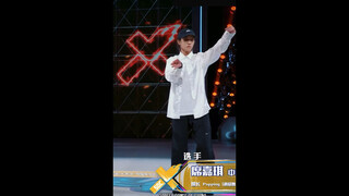 "عيد ميلاد مجيد مقدماً..."؛ شي جيا تشي إيريس شي؛ مونتاج نسخة الاستمتاع الصافي من الأداء الحر الفردي 