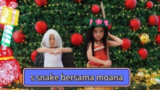 S-snake bersama moana