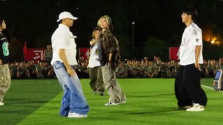 [NewJeans] Saya kuliah di Supernatural selama pelatihan militer di Universitas Tenggara, dan saya su