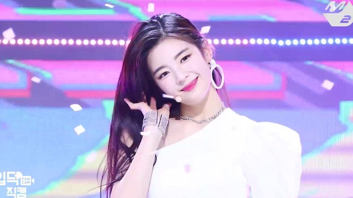 主唱也有8个百万直拍！ITZY LIA 播放量前15的直拍！