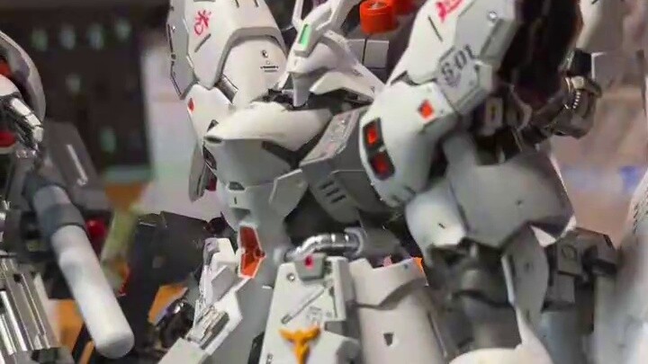 Jika Anda baru mulai bermain Gunpla! Harus dilihat! Jangan salah mengira Sow Class sebagai versi asl
