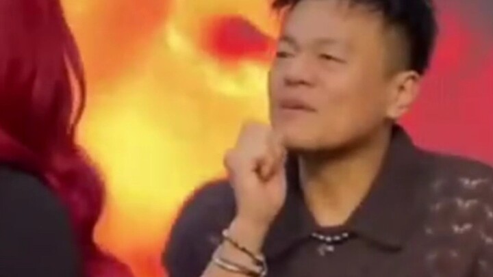 JYP thực sự nuôi con trai kiểu “nghèo” và con gái kiểu “giàu”