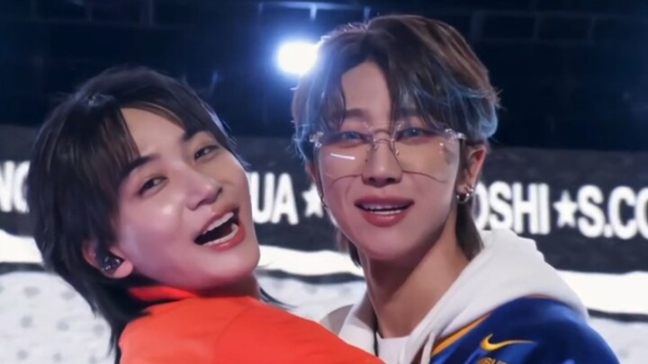 Mom, Dad, and their kid!! So cute!
