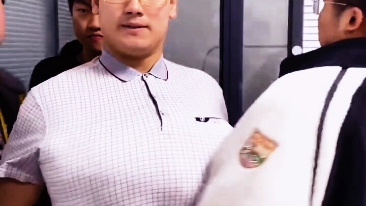 ครูตัวปลอม