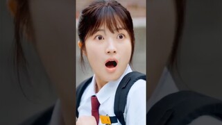 Her expression kills me😁 Lovely Runner #kdrama #lovelyrunner #kimhyeyoon #shorts #funny #cute #fun