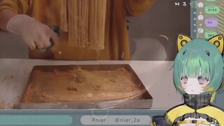 Xem Hẹ Nhật Bản "Buồn cười quá! Đây là món mì ăn liền kỳ lạ nhất tôi từng ăn trong năm nay!"
