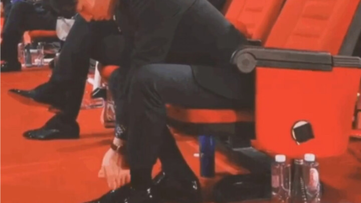 تشو ييلونغ: ما إن تربّت عليه حتى يصبح مهذبًا!